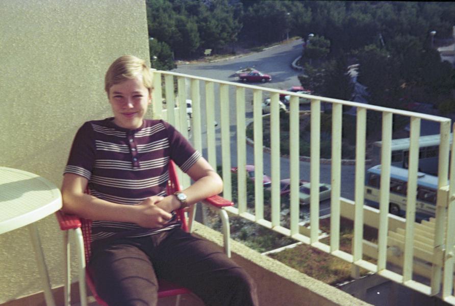 S3_197505-01