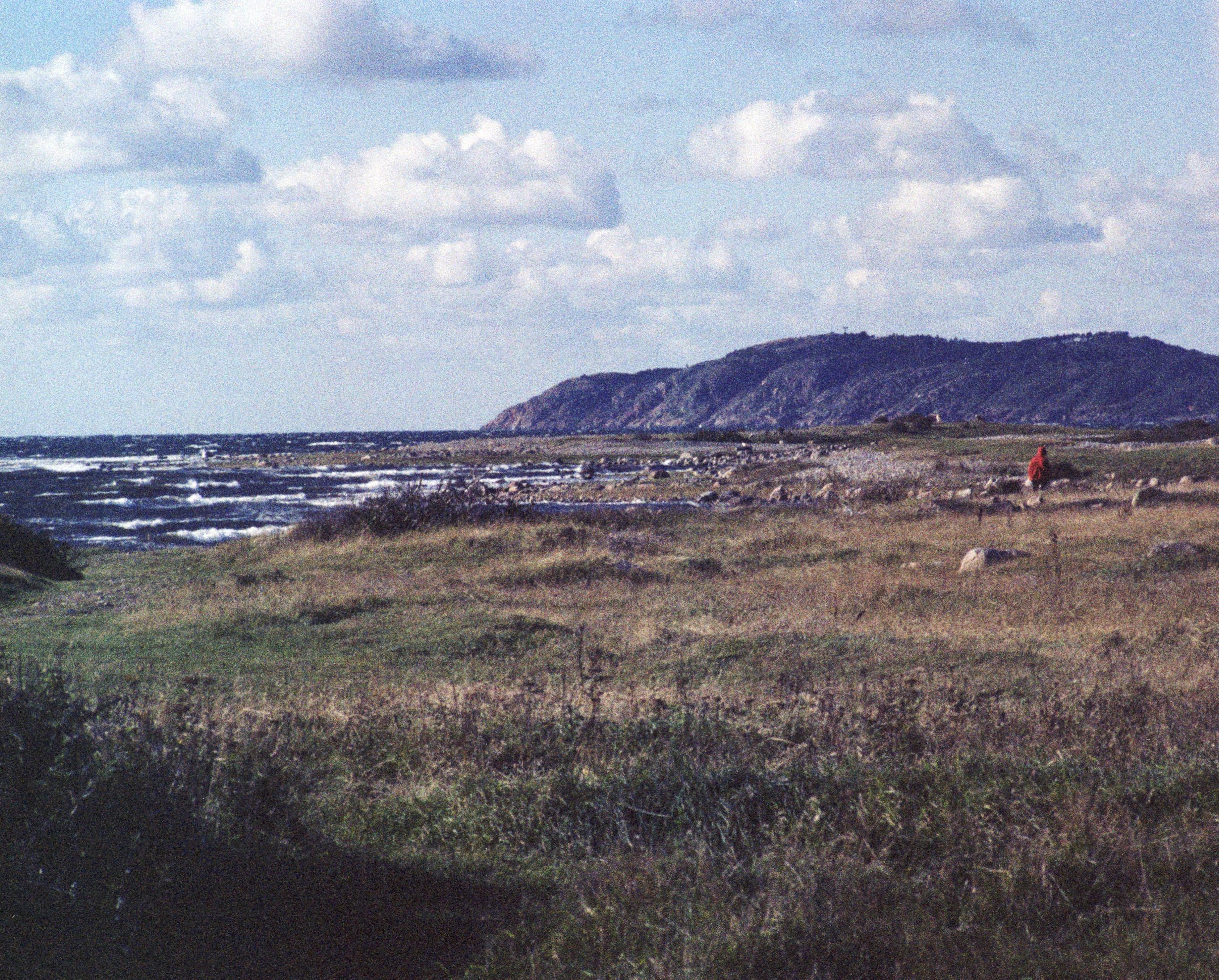 S3_197909-27